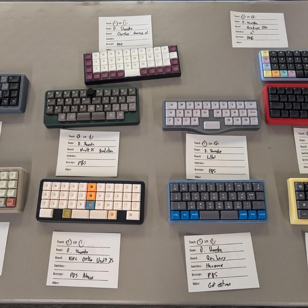 four different styles of 40% mechanical keyboards
